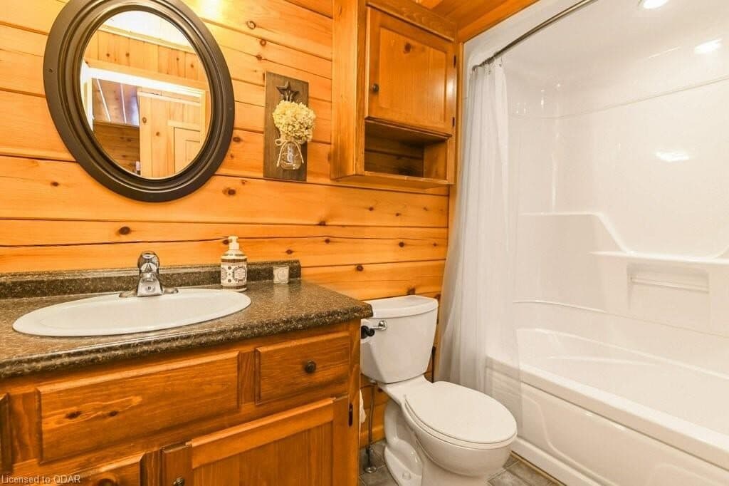 Main Bathroom