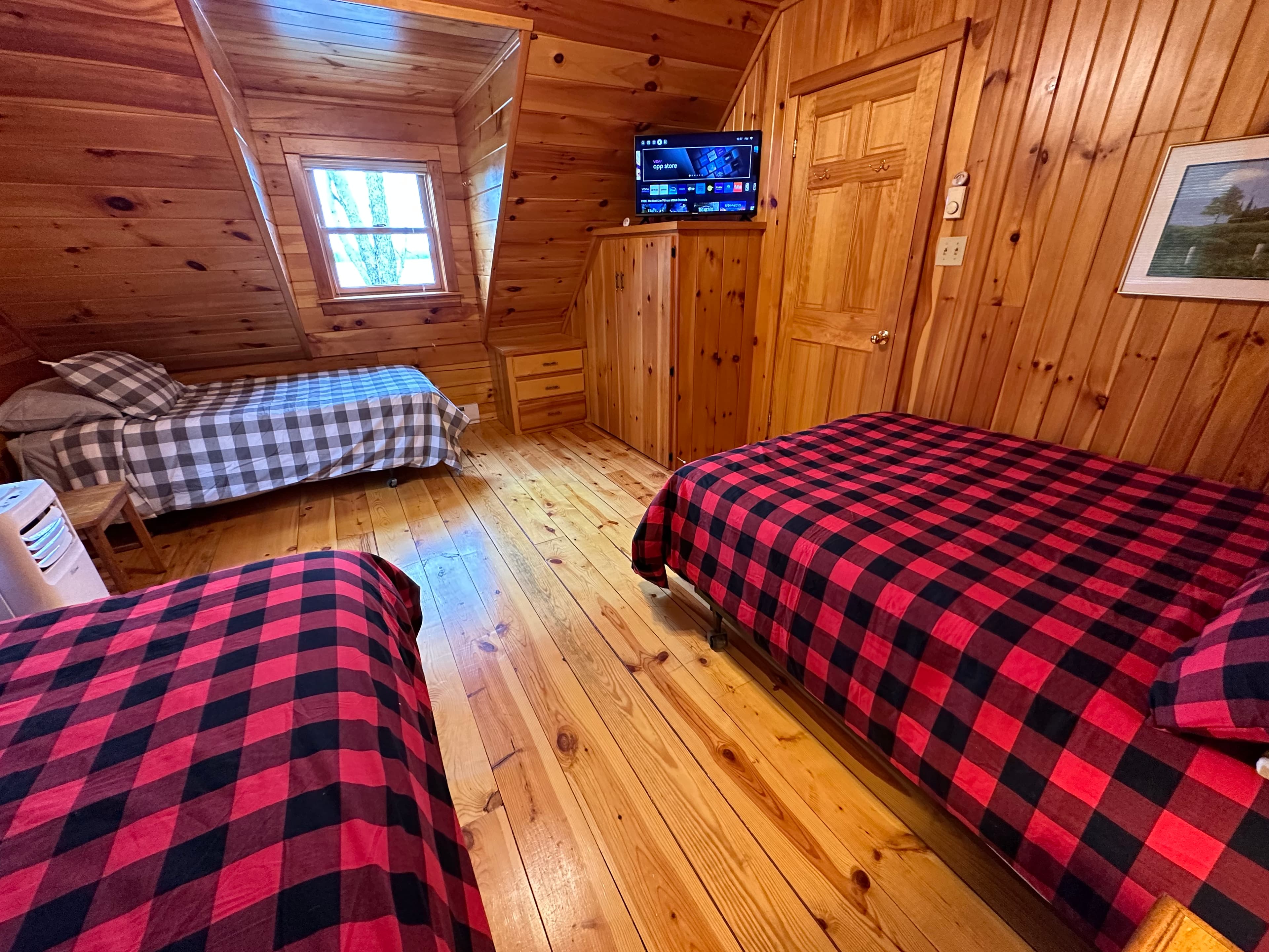 Upper right bedroom — wide view