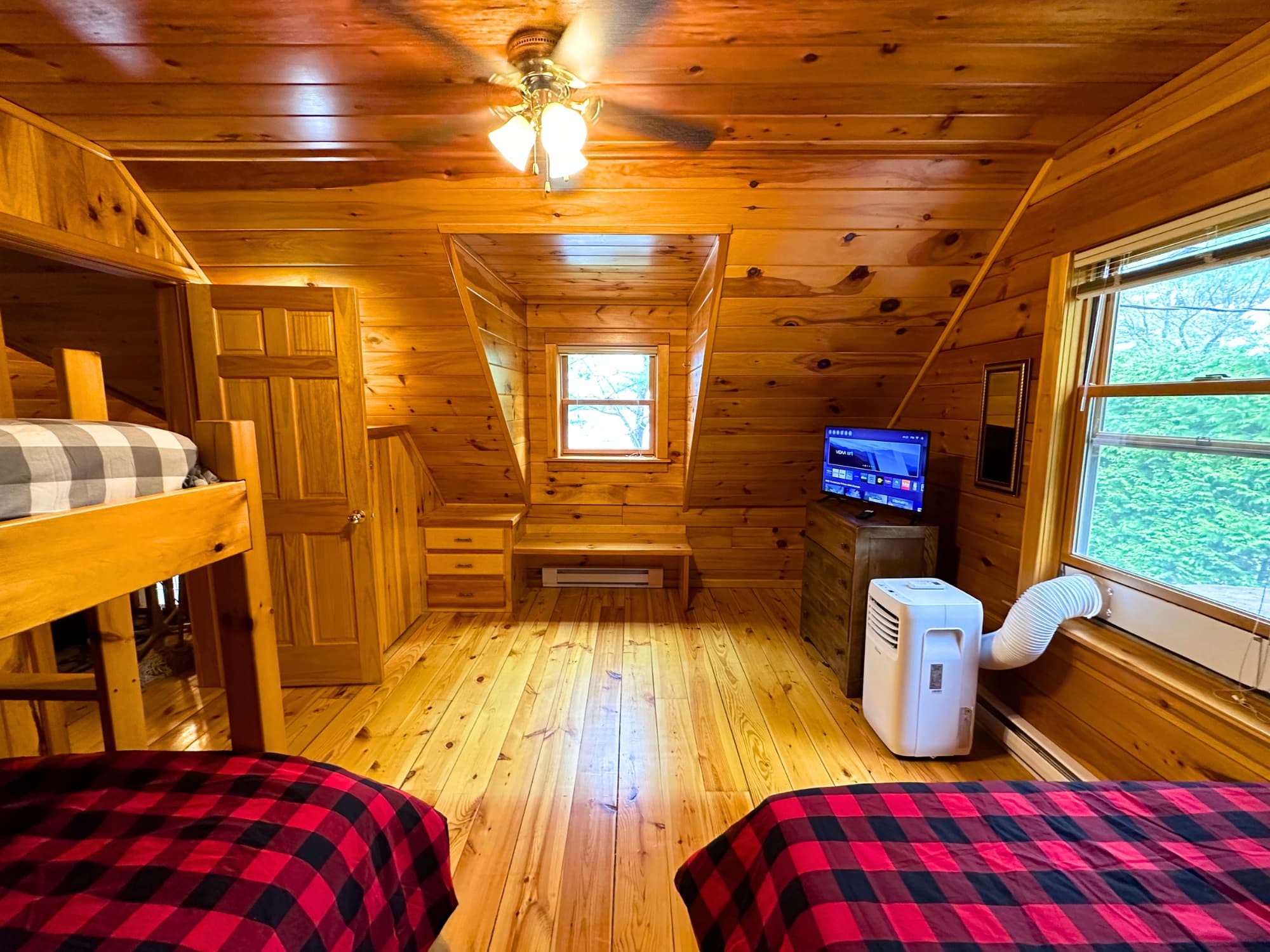 Upper Left Bedroom — 2 doubles + 1 twin